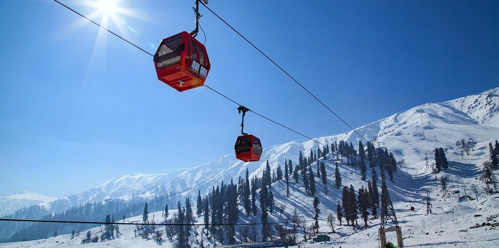 Gandola,Cable,Car,In,Gulmarg,,Jammu,And,Kashmir,,India